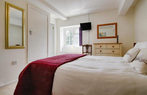 Holsworthy Bed & Breakfast | Leworthy Farmhouse Bed and Breakfast
