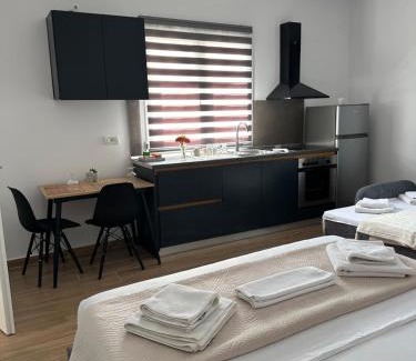 Rade Apartment | Lexhulo Room's