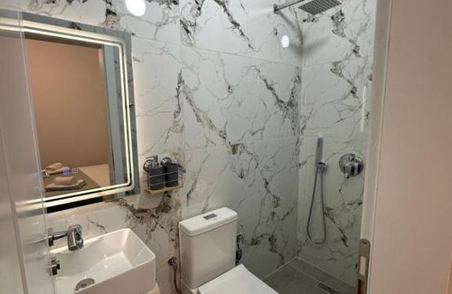 Rade Apartment | Lexhulo Room's