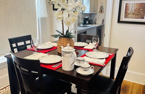 Highlands - Perkins Apartment | LexiLanka luxury apartment-Near LSU/Stadium, L'Auberge, downtown & airport