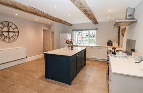 Blaisdon Cottage | LEY MILL FARM, family friendly, with a garden in Huntley