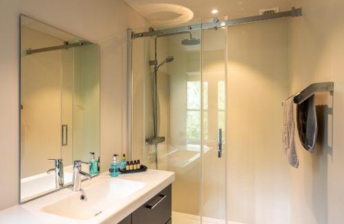 Sint-Michiels Bed & Breakfast | Leyselebeke Castle