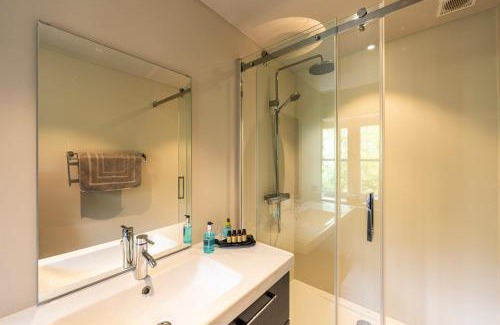 Sint-Michiels Bed & Breakfast | Leyselebeke Castle