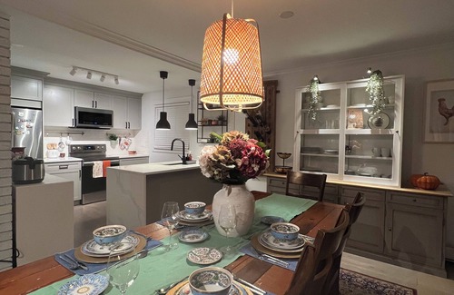 Regional District of Nanaimo House | LF Guesthouse - Calm Mornings, Cozy Nights!