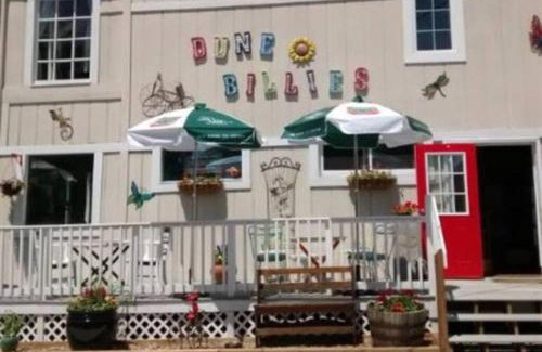 Michigan City Apartment | Lg-Group Oasis Near Beach w/Firepit; Pets OK