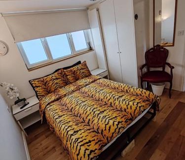Notting Dale Bed & Breakfast | LGBTQ-Double room