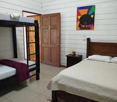 Tortuguero Hotel | Liahs tortuguero