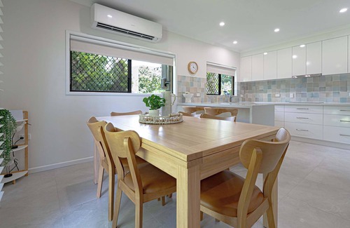 Mission Beach Apartment | Liana One Coastal Mission Vibe One Bedroom