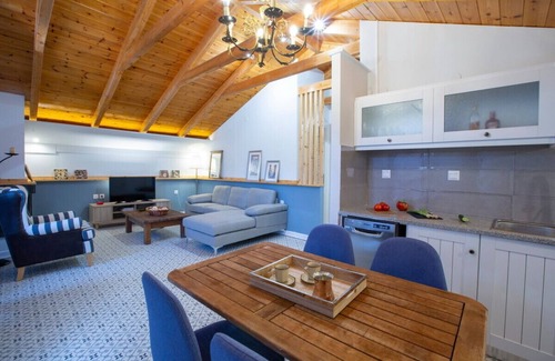 Geni Apartment | Liana's House with great view in Vlicho Bay & big private pool !