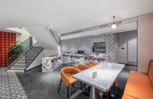Donghu District Hotel | Liangzhi Huipin Hotel