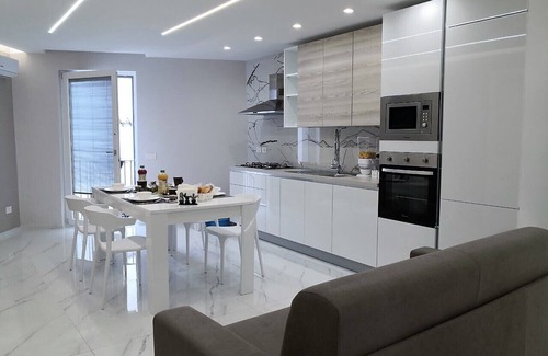 Lucera Apartment | LianHome b&b independent apartment in historic center