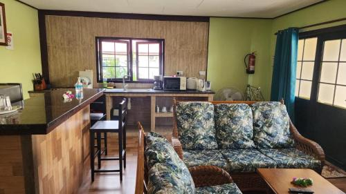 La Digue House | Lianita's Cottage (Selfcatering)
