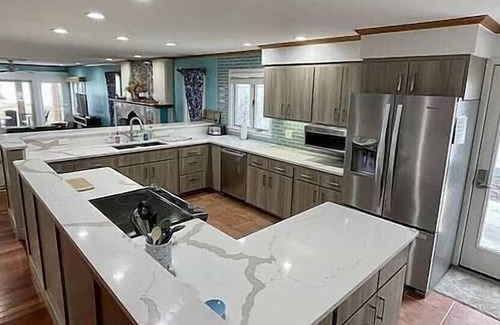 Port Sanilac House | Libby's Cove - SWIMSPA OPEN ALL YEAR! beach front, game room