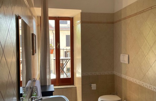 Montelibretti Apartment | Libellula Holiday House, beautiful and cozy in the historic center of Montelibretti
