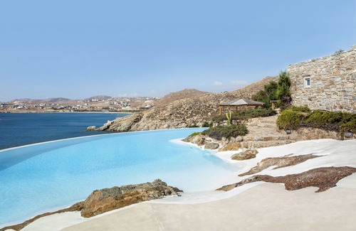 Kalafatis Villa | LIBERATION VILLA MYKONOS