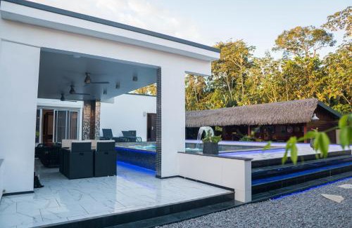 Lelydorp Villa | Liberdada Villa SURINAME