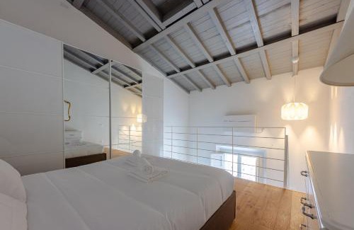 Santissima Annunziata Apartment | Libertà Bright and Stylish
