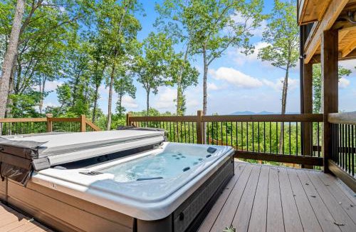 Aska House | Liberty Call