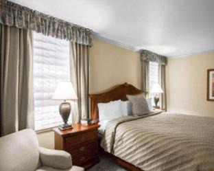 Cleburne Hotel | Liberty Hotel, an Ascend Collection Hotel