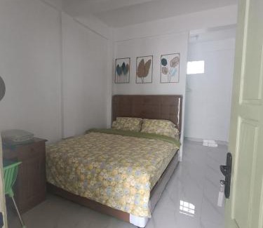 West Pesisir House | Liberty inn
