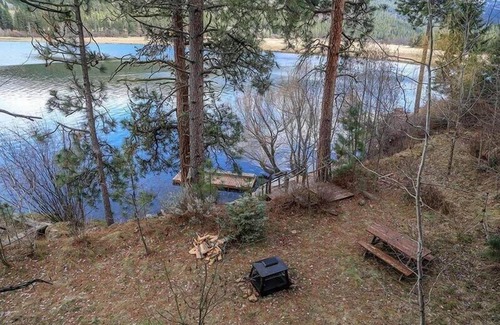 Liberty Lake House | Liberty Lodge - Waterfront Home with Beds for 20