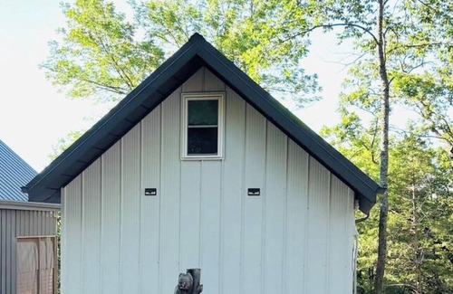 Eagle Rock Cabin | Liberty Loft 3 bedroom Pet Friendly Lake Front