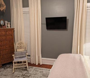 Medina House | Liberty Manor Il