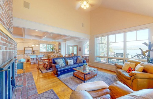 McCall House | Liberty Point