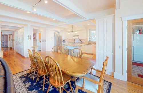 McCall House | Liberty Point
