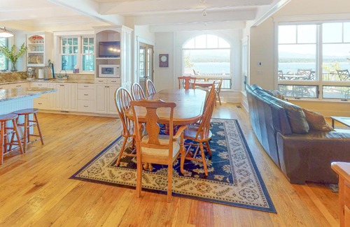 McCall House | Liberty Point