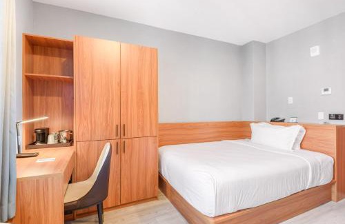 Greenwood Hotel | Liberty View Brooklyn Hotel