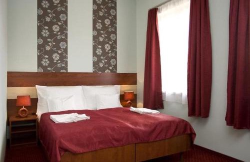 Veresegyhaz Hotel | Libra Hotel