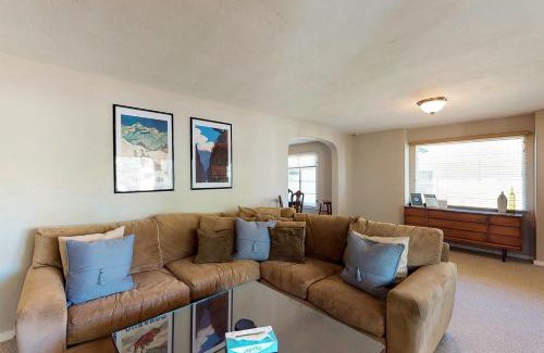 Durango House | Library House