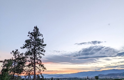 Black Mountain House | Licensed Private Sunset Pool Oasis - 15 min to Downtown