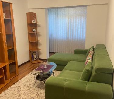 Pitesti Apartment | Lidia