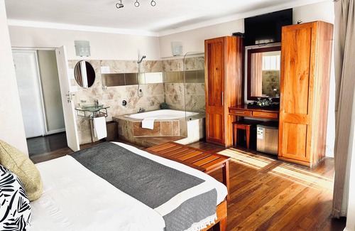 Greater Johannesburg Metropolitan Area Hotel | Lido Hotel