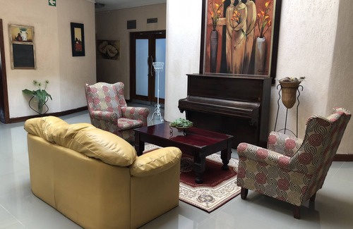 Greater Johannesburg Metropolitan Area Hotel | Lido Hotel