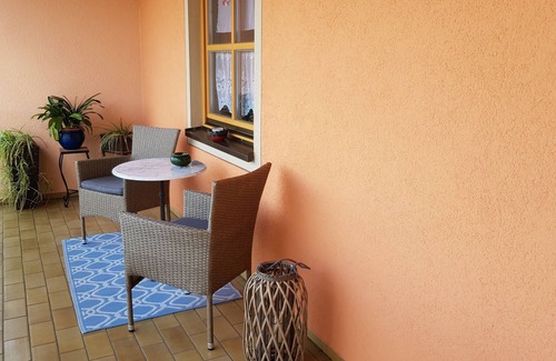 Viereth-Trunstadt Apartment | Liebevoll eingerichtete Dachgeschosswohnung (31qm) für 2 Personen