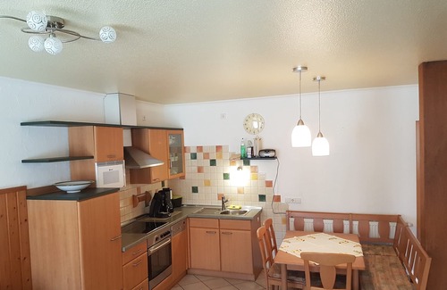 Simmershofen Apartment | Liebevoll eingerichtete Wohnung (75qm) auf familiengeführten Ferienbauernhof