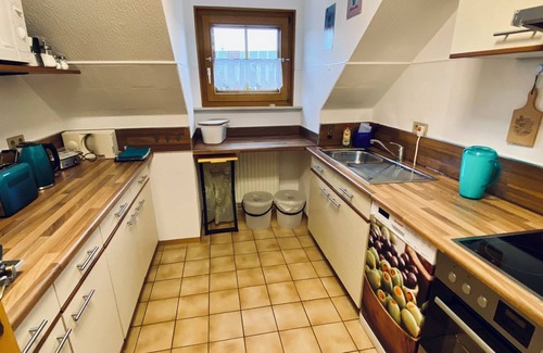 Wasserzell Apartment | Liebevoll eingerichtete FeWo mit großem Balkon für gemütliche Stunden