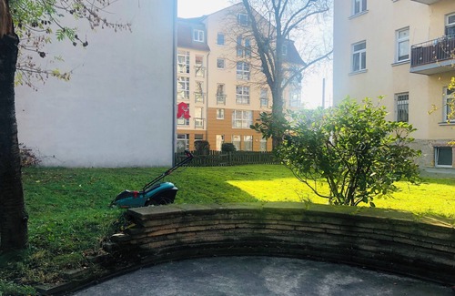 Sud Apartment | Liebevoll Eingerichtete Ferienwohnung im Süden von Leipzig