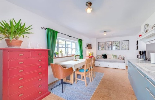 Pfreimd Apartment | Liebevoll eingerichtete Ferienwohnung am Erlebnisbauernhof