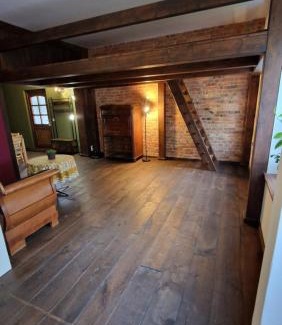 Waldsieversdorf Apartment | Liebevoll sanierte Altbauwohnung