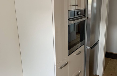 Furstenfeldbruck District Apartment | Liebevoll und Hochwertig Renovierte Wohnung für Ihre Auszeit