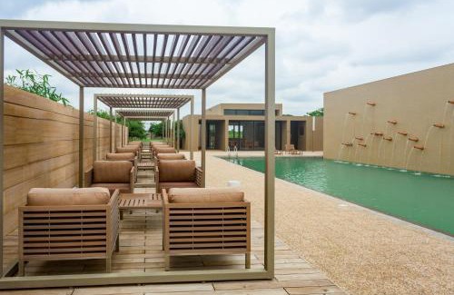 Kadi Resort | Life At REPOSE- Lake Villas Resort & Club