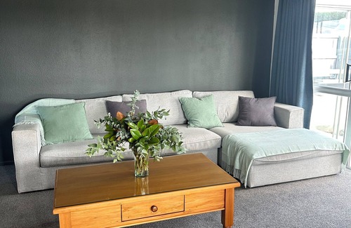 Kakanui House | Life by the sea! Enjoy tranquil views and all-day sun.