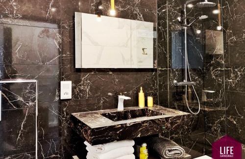 City-Centre - Petite France Apartment | LIFE CATHEDRALE City-Center Place Gutenberg