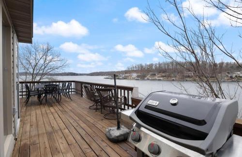 Gravois Mills House | Life's Better At The Lake