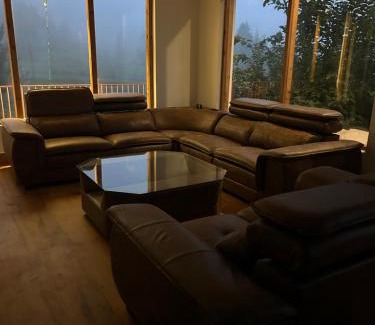 Khajjiar House | Lifessenza Homestay