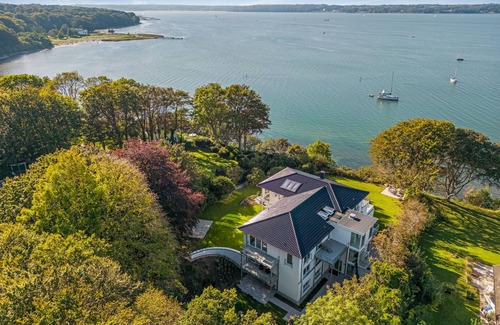 Gluecksburg Apartment | Lifestyle and Living by the Sea - Morning Glow